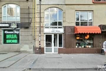 Помещение своб.назн., 118 м², 2/10 эт.
