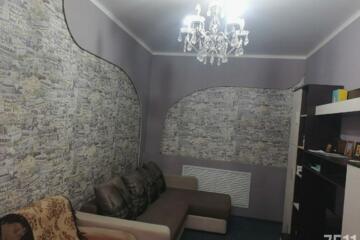3-к квартира, 42 м², 1/1 эт.
