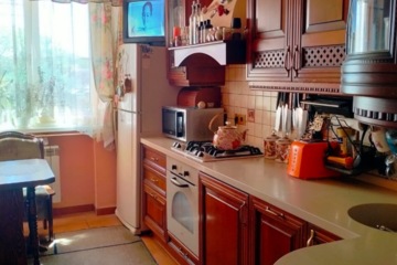 3-к квартира, 64 м², 2/10 эт.