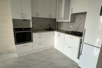 1-к квартира, 38 м², 3/3 эт.