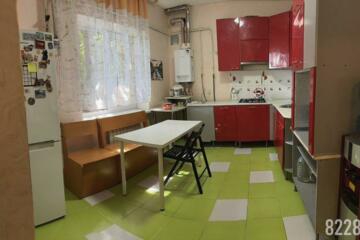1-к квартира, 42,1 м², 1/3 эт.